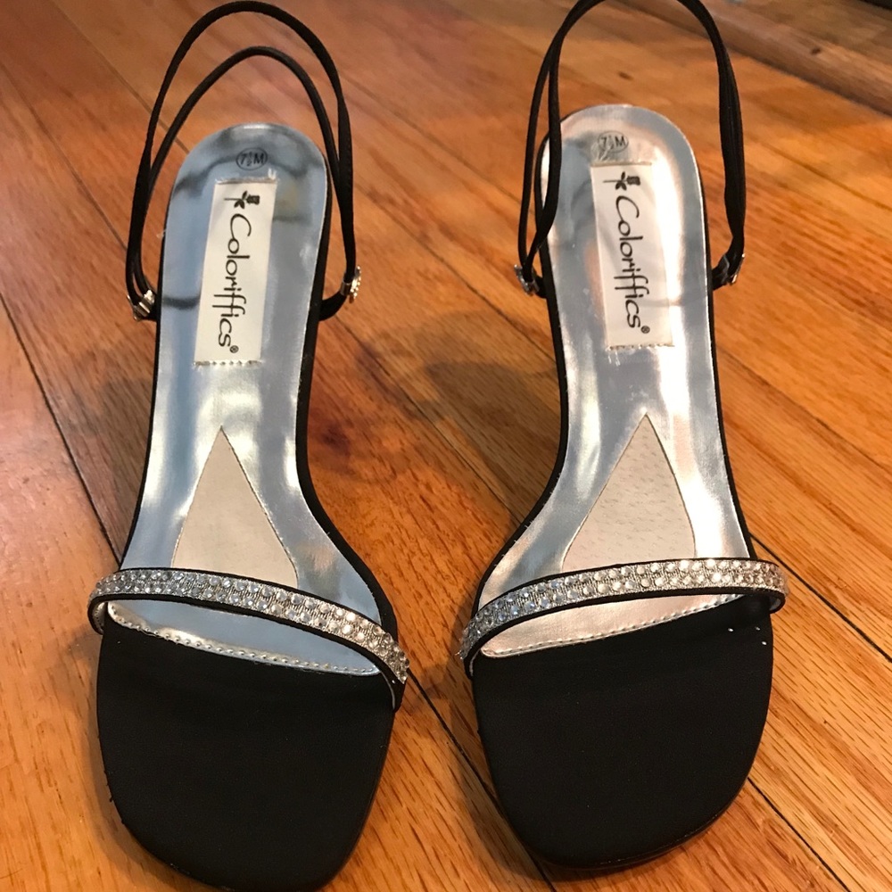 Black evening shoe with straps and rhinestones